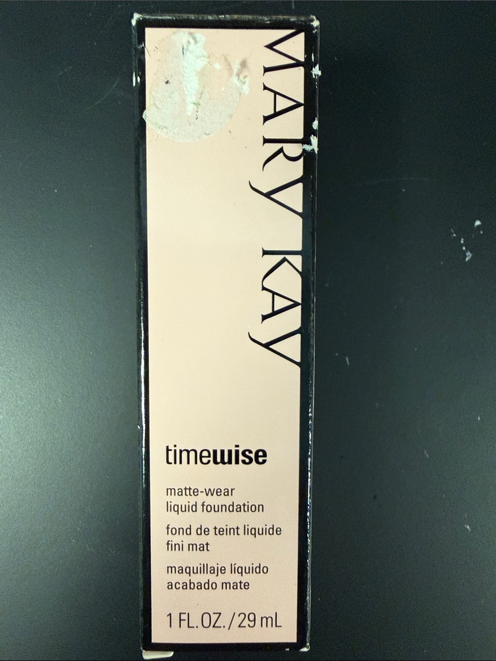 Mary Kay Timewise Matte-Wear Liquid Foundation - Ivory 3